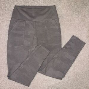 Aerie Gray Camo Leggings